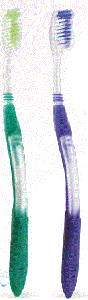 brosse à dents 420 souple verte ou violette